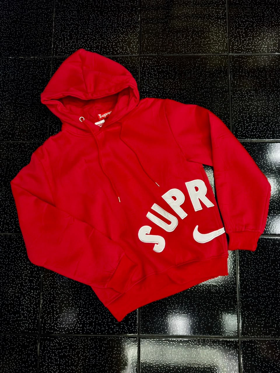 SUPREME HODDIE RED