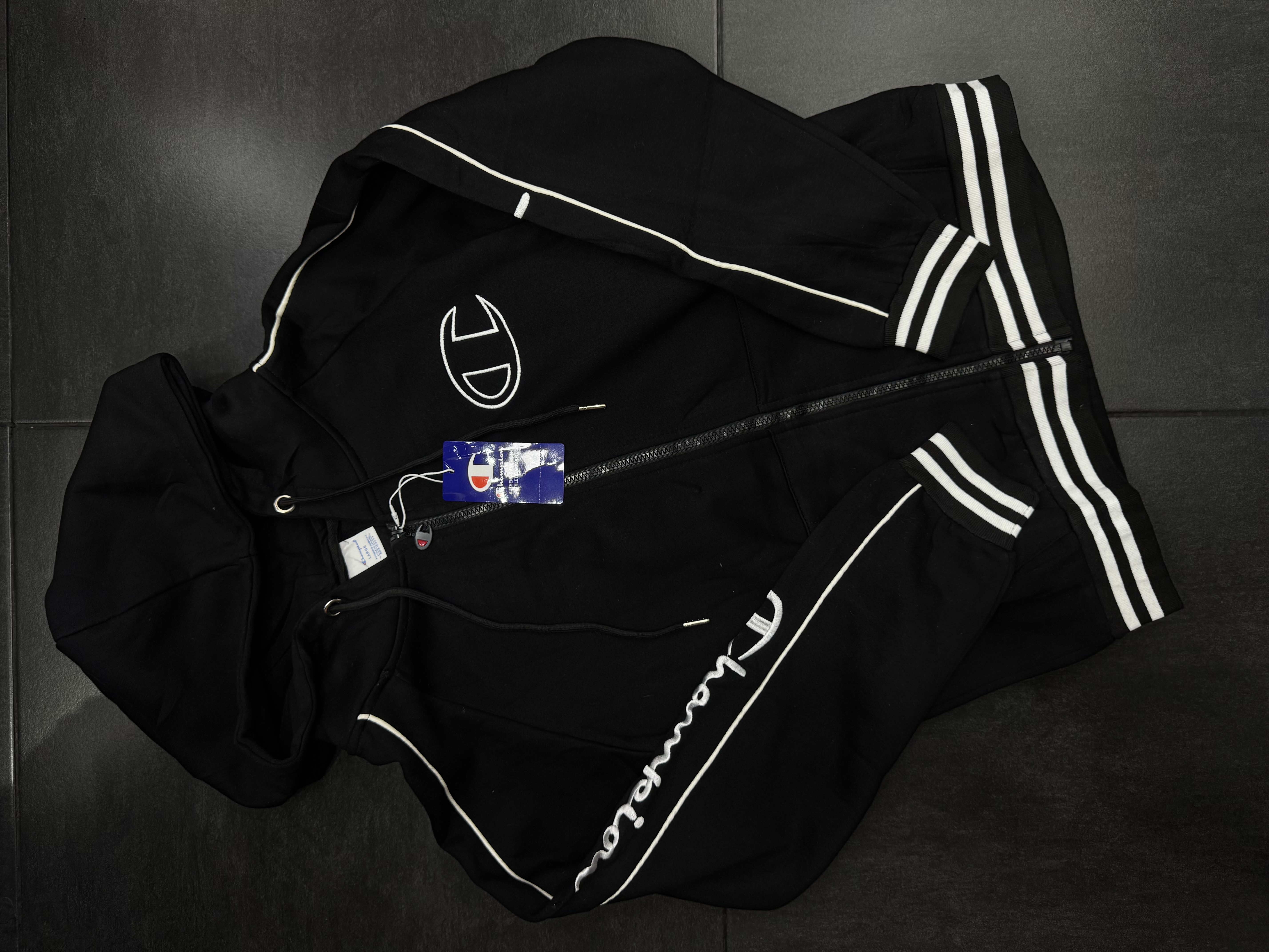 CHAMPION BLACK JACKET